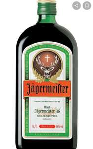 Jagermeister 0,7 со стопками или фляжкой в подарочной упаковке