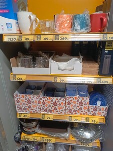 Стаканы, салатники, кружки в ассортименте